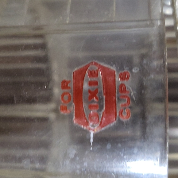 Two Vintage Plastic Dixie Cup Wall Mount Dispensers - Picture 2 of 12